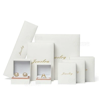 Bilaguzukli bilaguzuk sovg'a qutilari